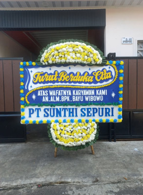 Papan Bunga Duka di Kamal Muara